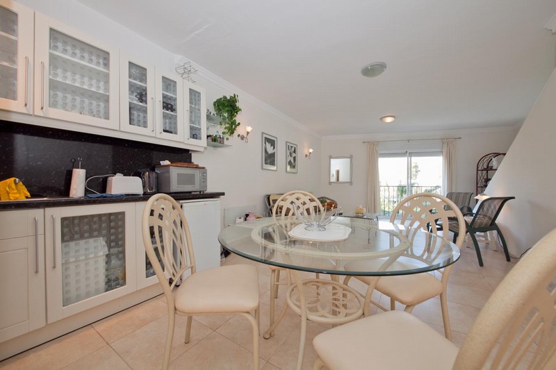 4 slaapkamer herenhuis dicht bij het strand